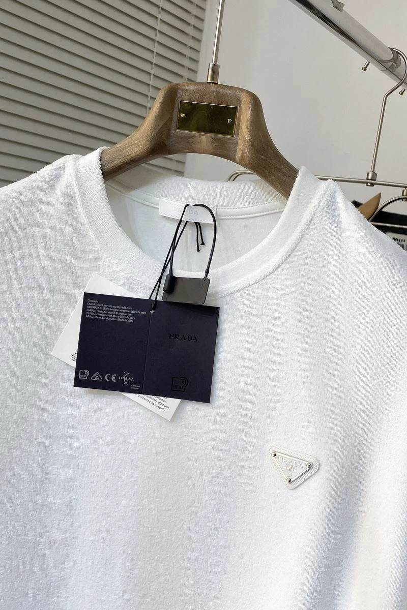 Durable Prada T-Shirts 169286