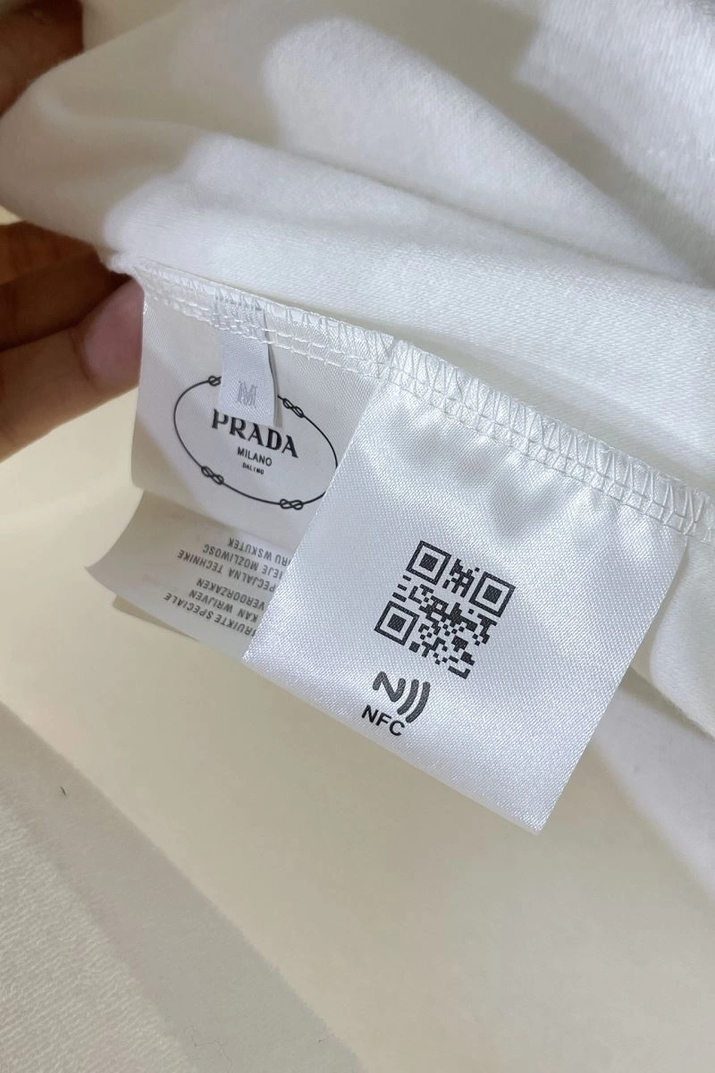 Durable Prada T-Shirts 169286