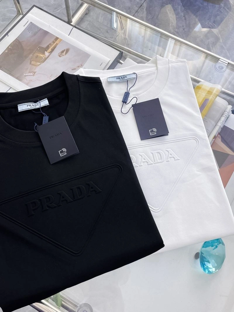 Prada T-Shirts Chic 169229