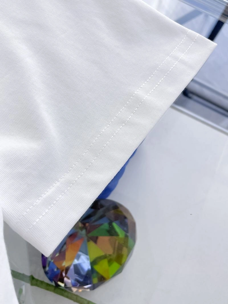 Flexible Prada T-Shirts 169348