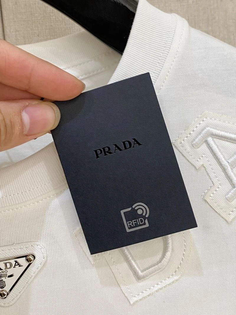 Prada T-Shirts Original 169257