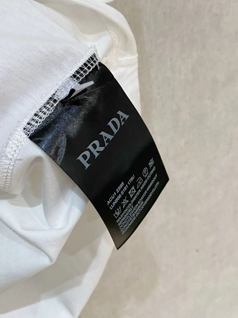 Prada T-Shirts Original 169257