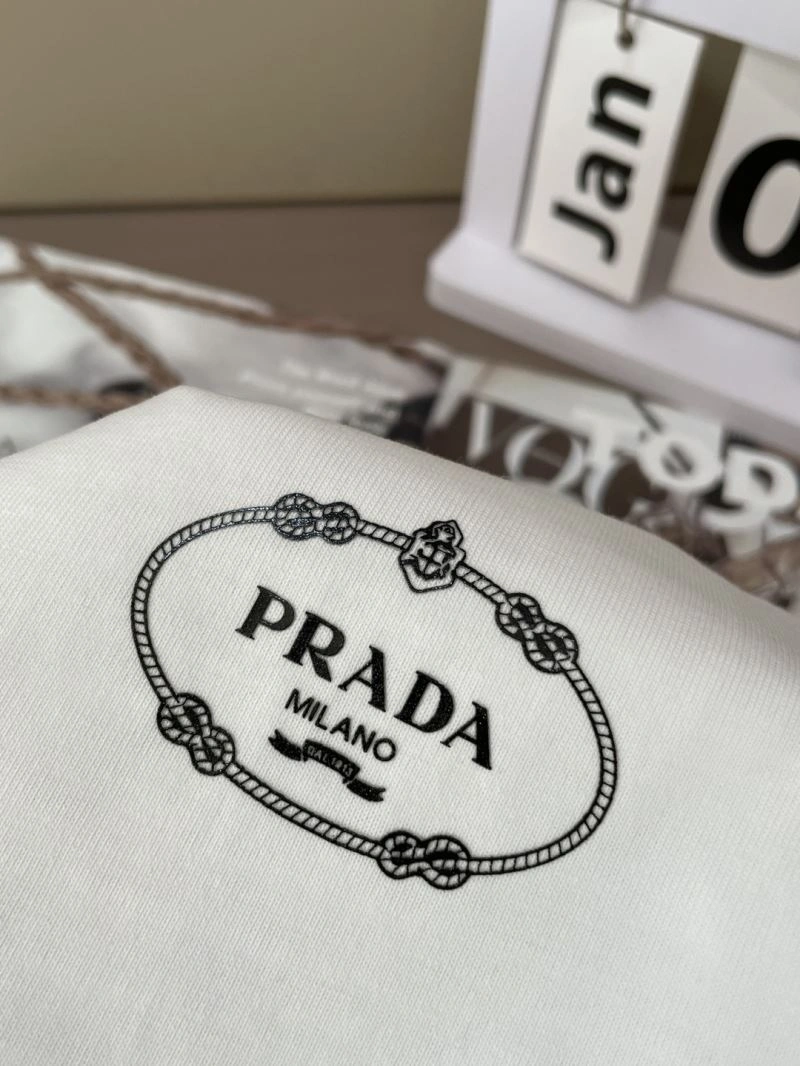 Prada T-Shirts UrbanChic 169249