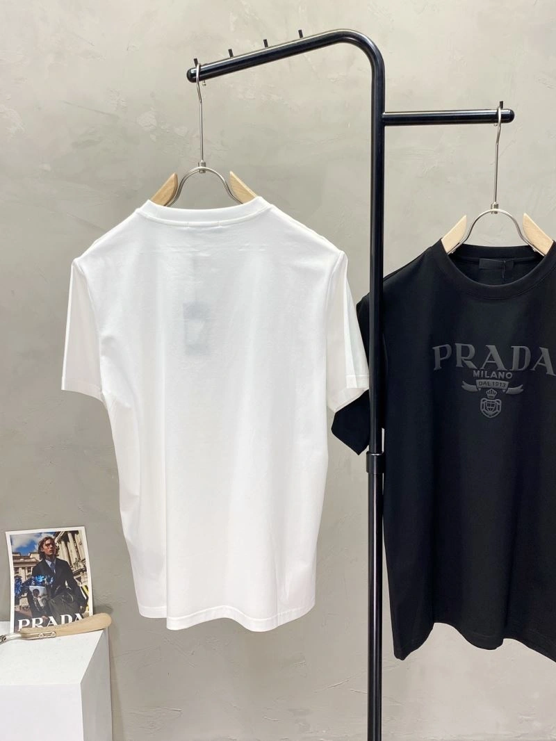 Elegant Prada T-Shirts 169238