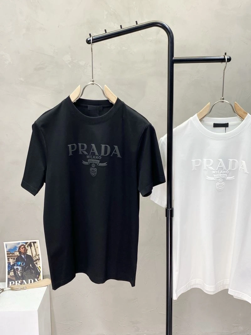 Elegant Prada T-Shirts 169238