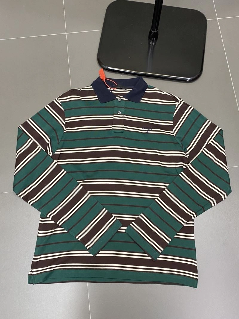 Prada T-Shirts Sleek 169233
