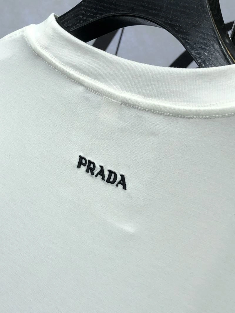 Sophisticated Prada T-Shirts 169213