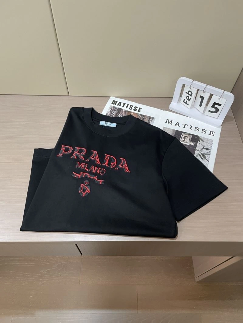 ModernLook Prada T-Shirts 169204