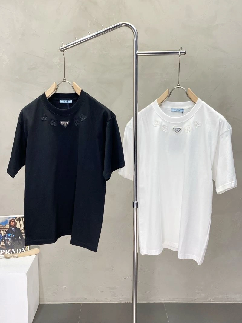 Casual Prada T-Shirts 169209