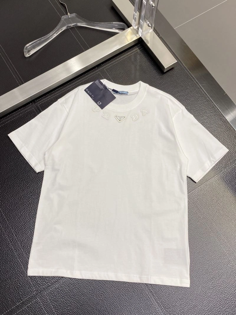 Casual Prada T-Shirts 169209