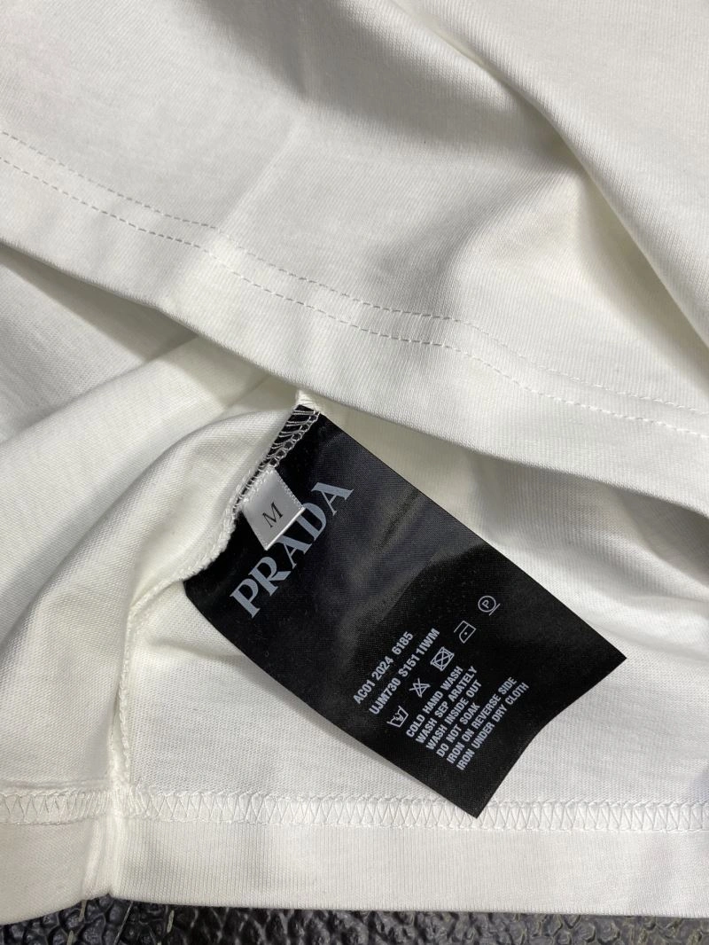 Casual Prada T-Shirts 169209