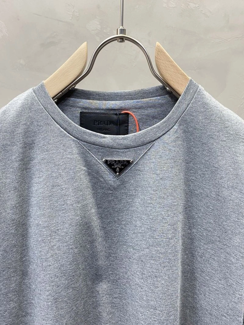 Prada T-Shirts FreshLook 169183