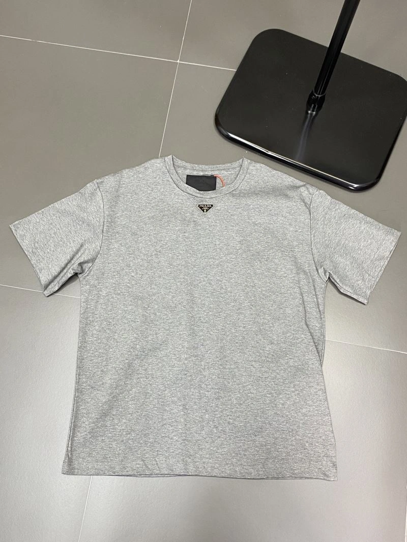 Prada T-Shirts FreshLook 169183