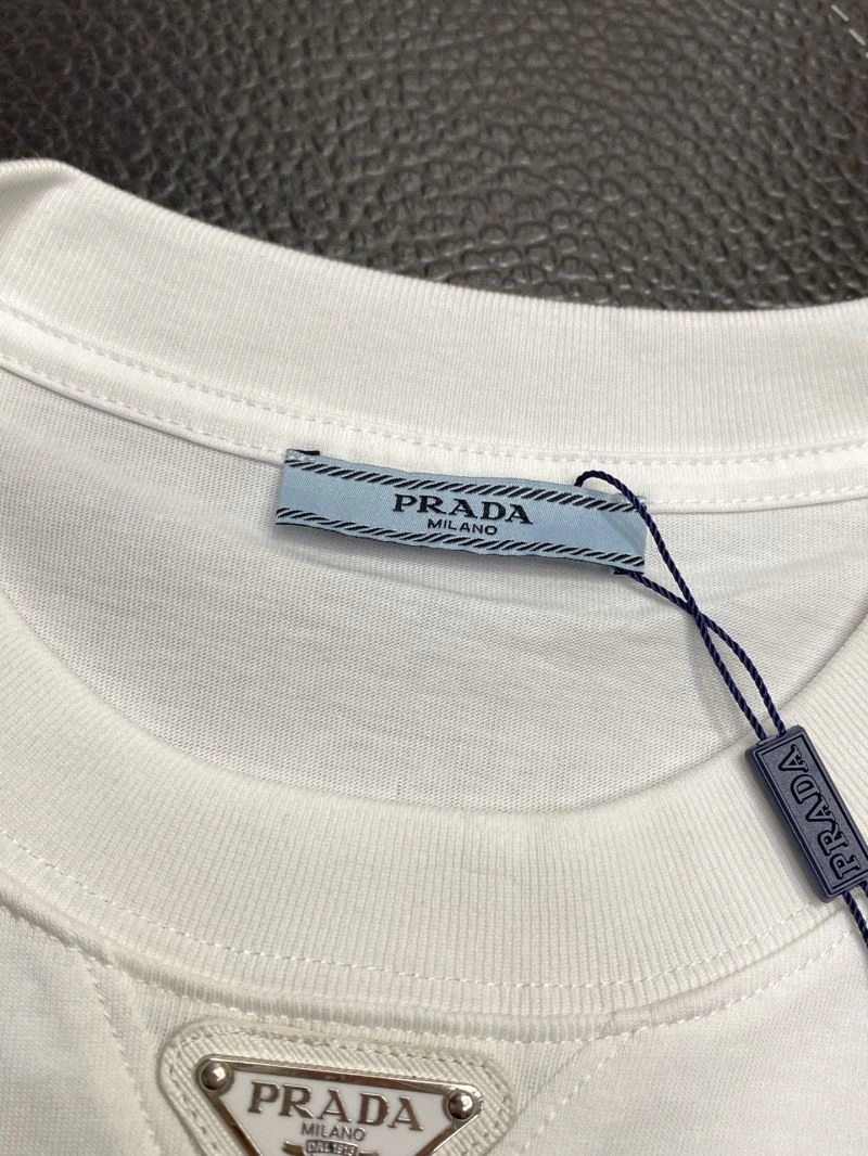 Bold Prada T-Shirts 169179