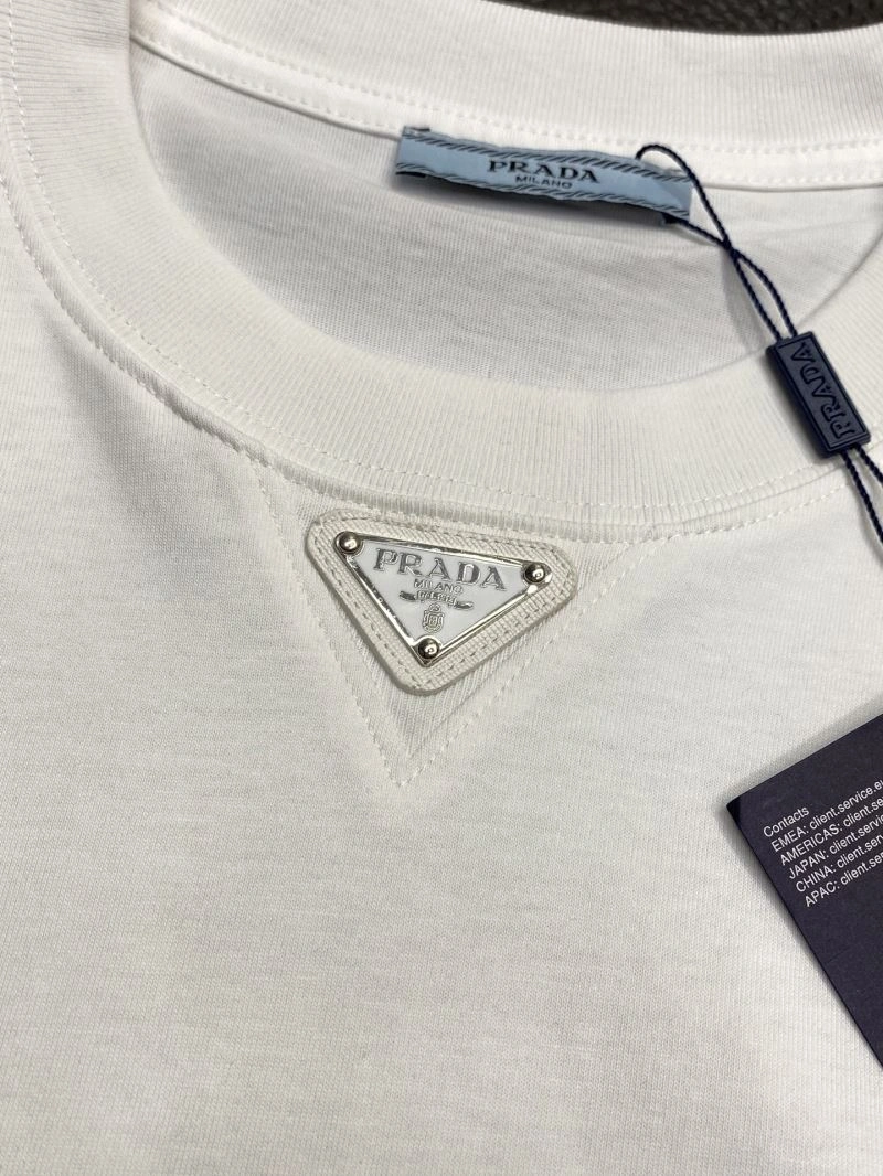 Bold Prada T-Shirts 169179