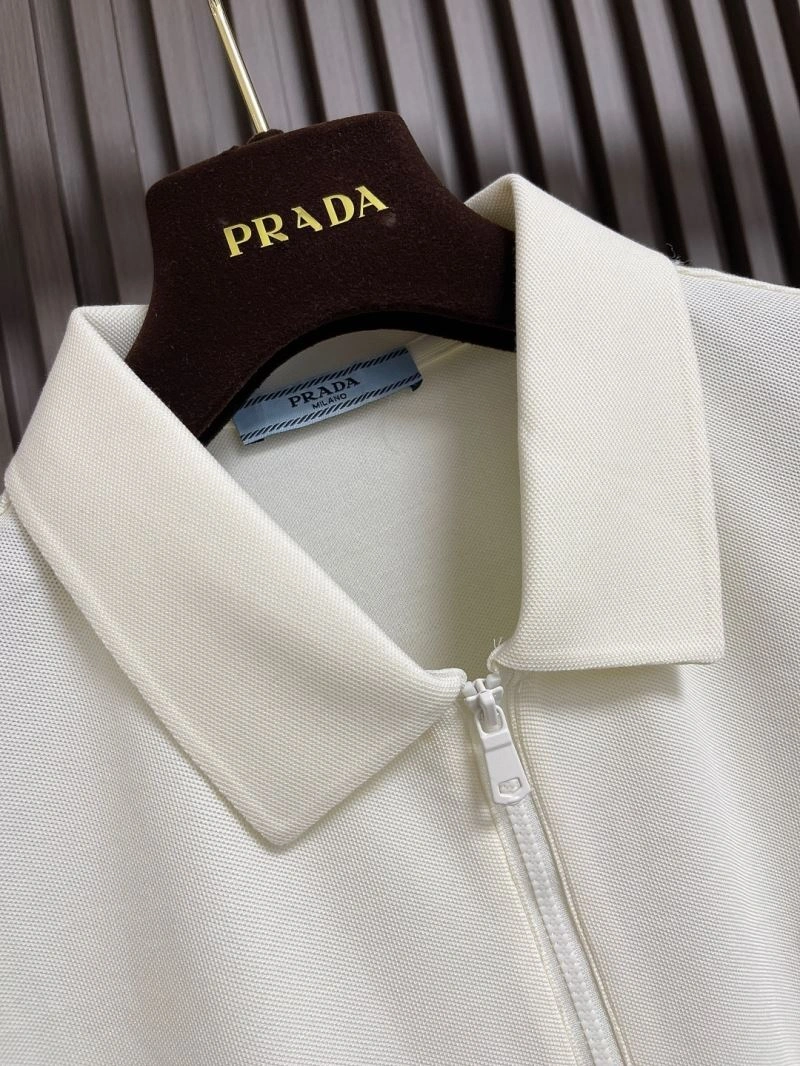 Trendy Prada T-Shirts 169169