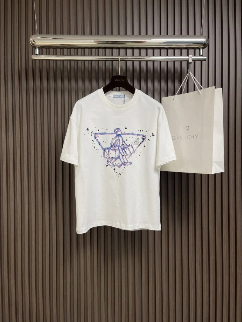 Prada T-Shirts ModernLook 169175