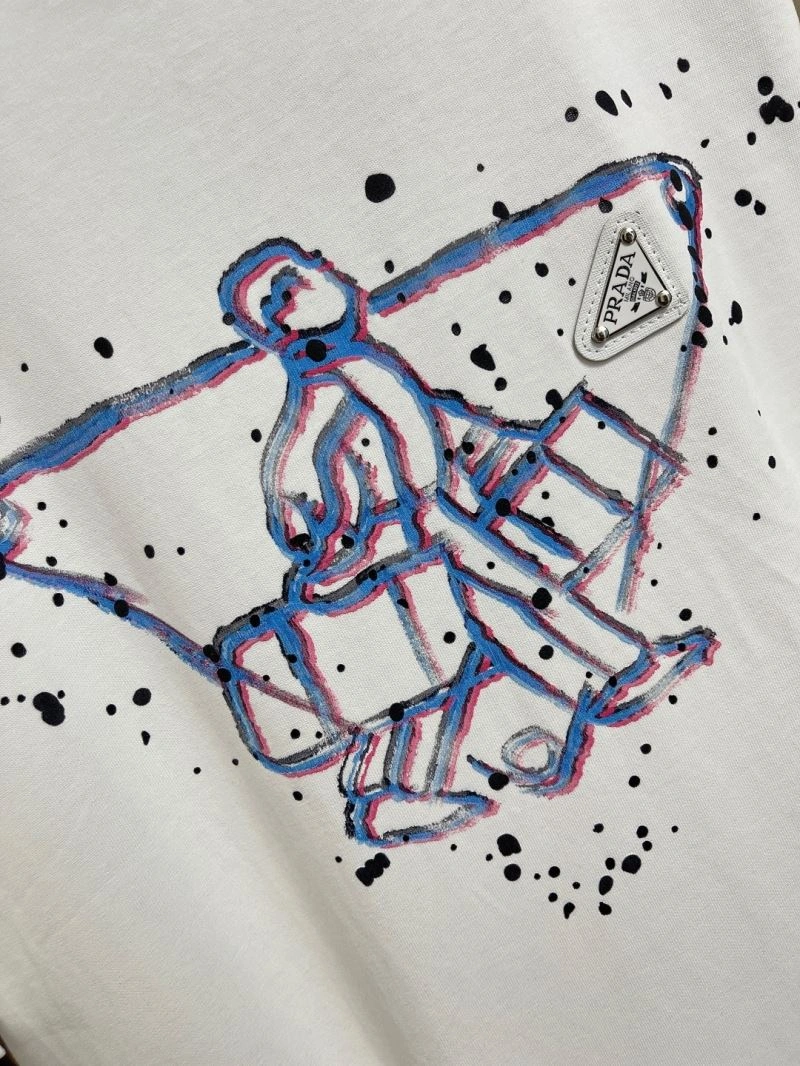 Prada T-Shirts ModernLook 169175