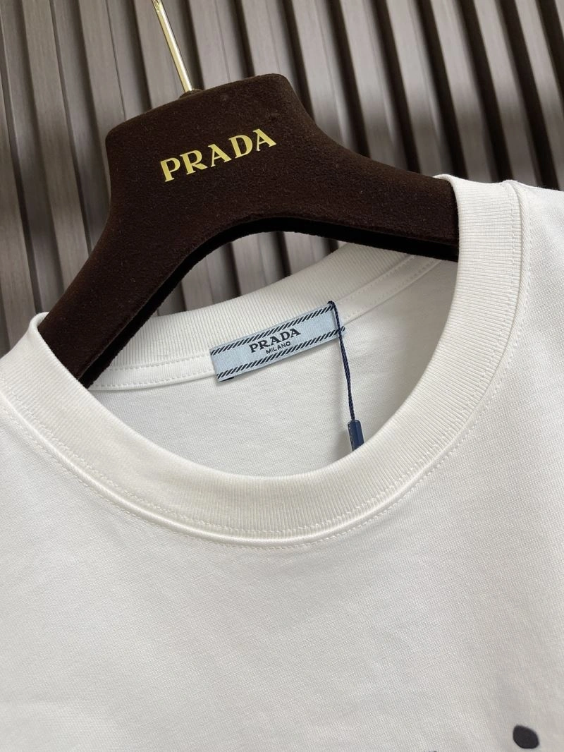 Prada T-Shirts ModernLook 169175
