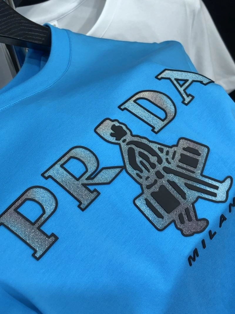 Prada T-Shirts Affordable 169167