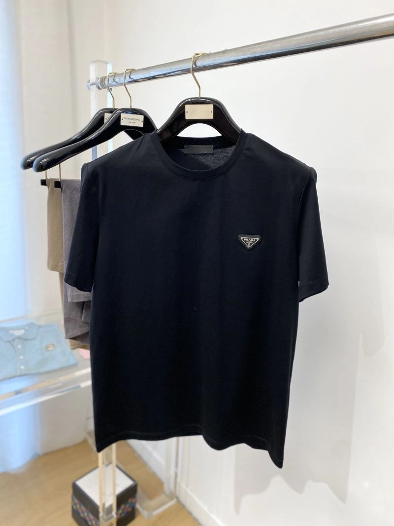 Sophisticated Prada T-Shirts 169168