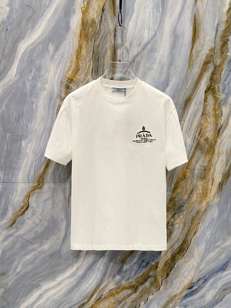 ComfortFit Prada T-Shirts 169189