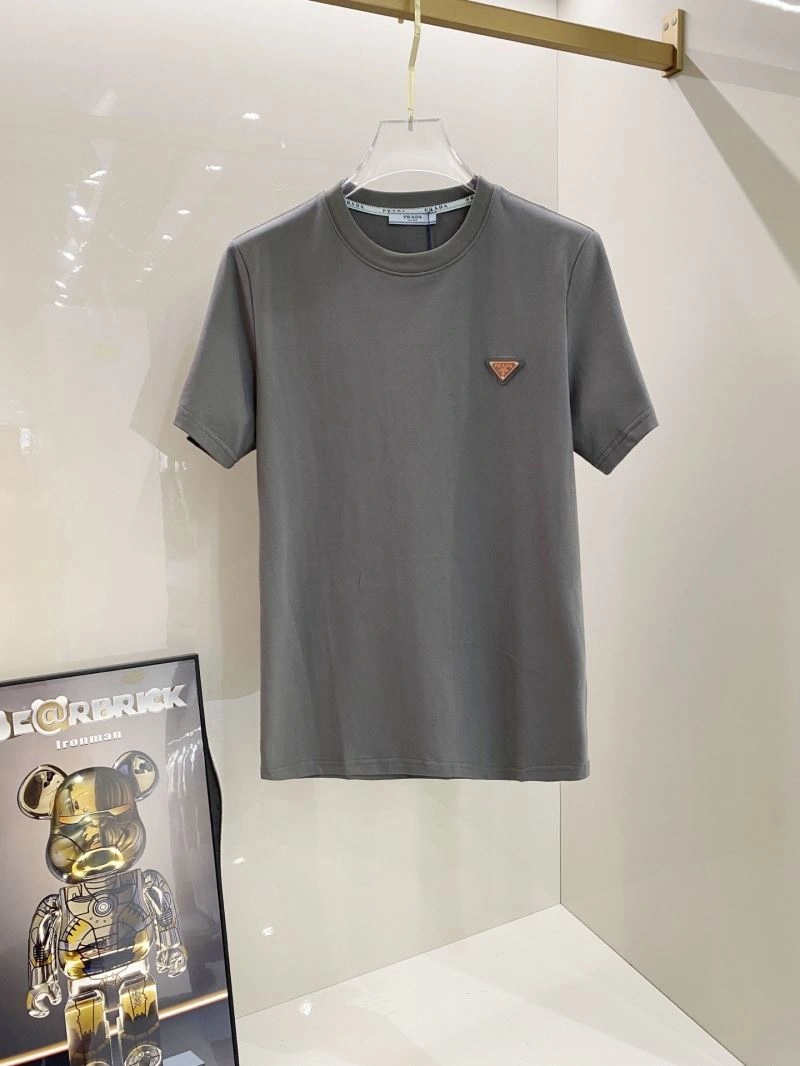Stretchable Prada T-Shirts 169161