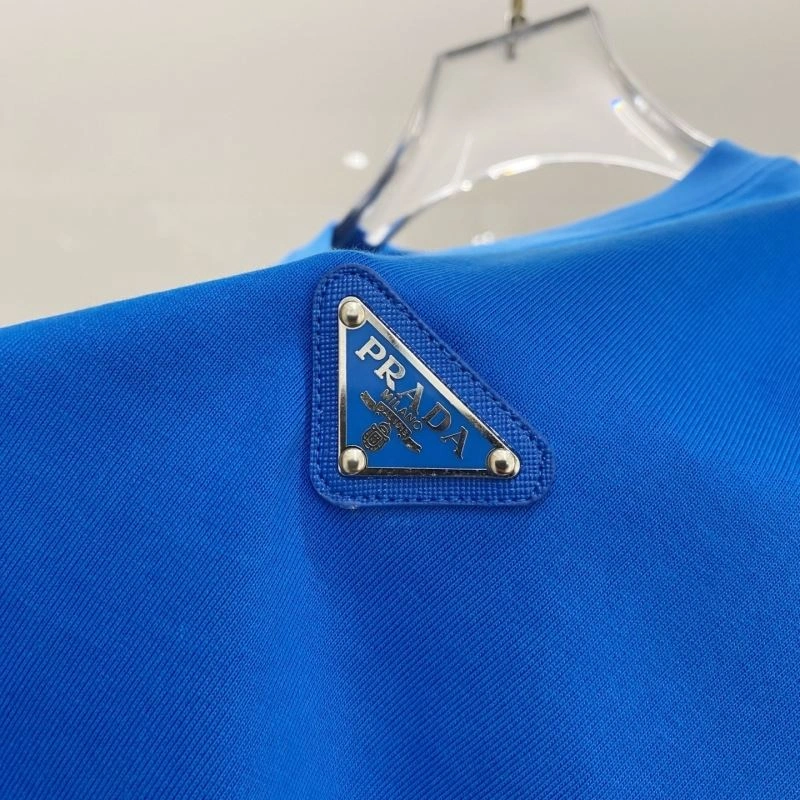 OdorResistant Prada T-Shirts 169160