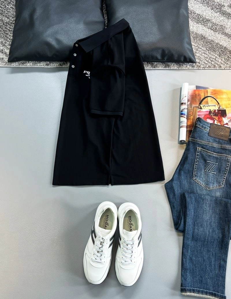 Prada T-Shirts Minimalist 169153