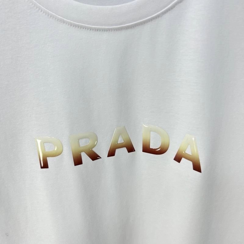 Prada T-Shirts DailyWear 169140