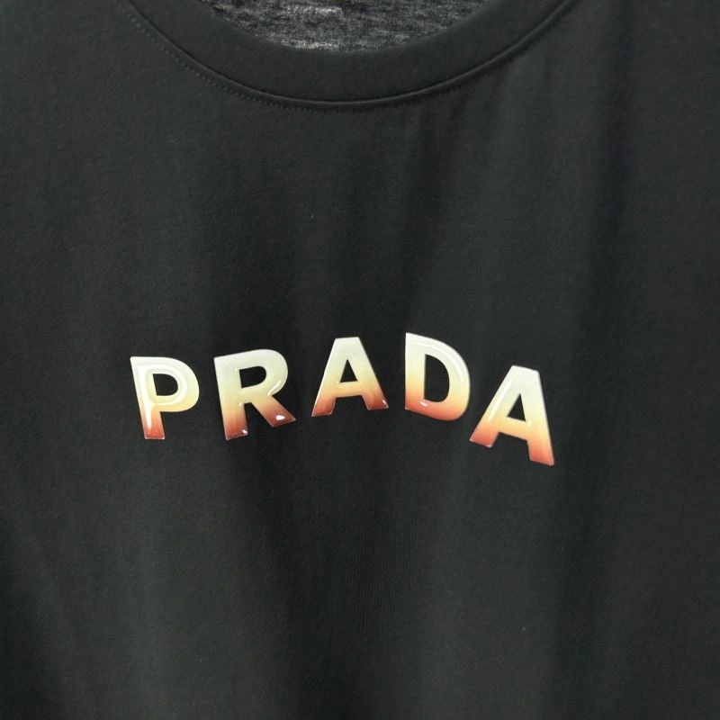 TimelessDesign Prada T-Shirts 169138