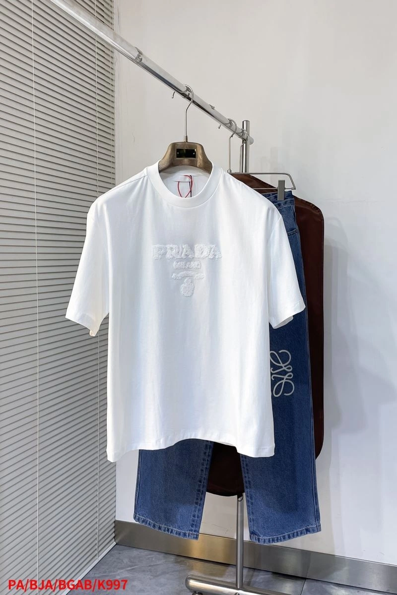 Prada T-Shirts Trendsetting 169145