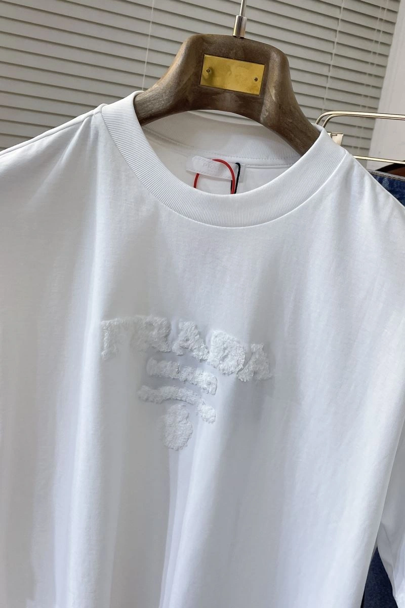 Prada T-Shirts Trendsetting 169145