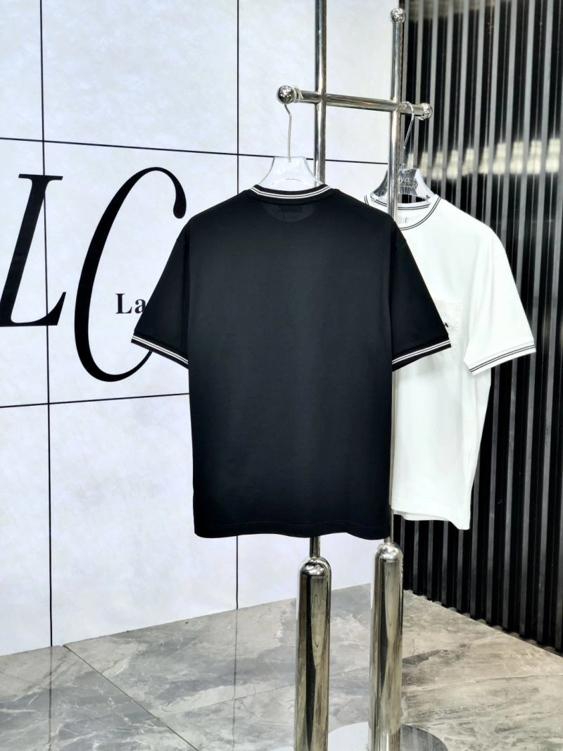 Prada T-Shirts Comfortable 169162