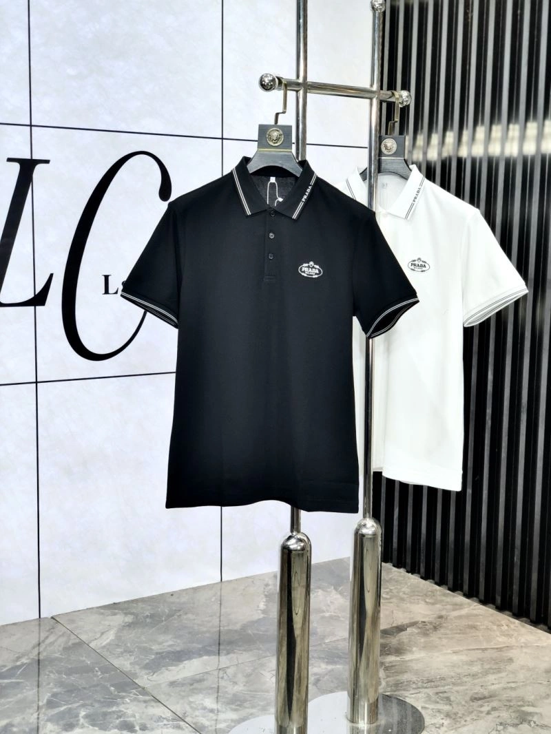Prada T-Shirts Snug 169134