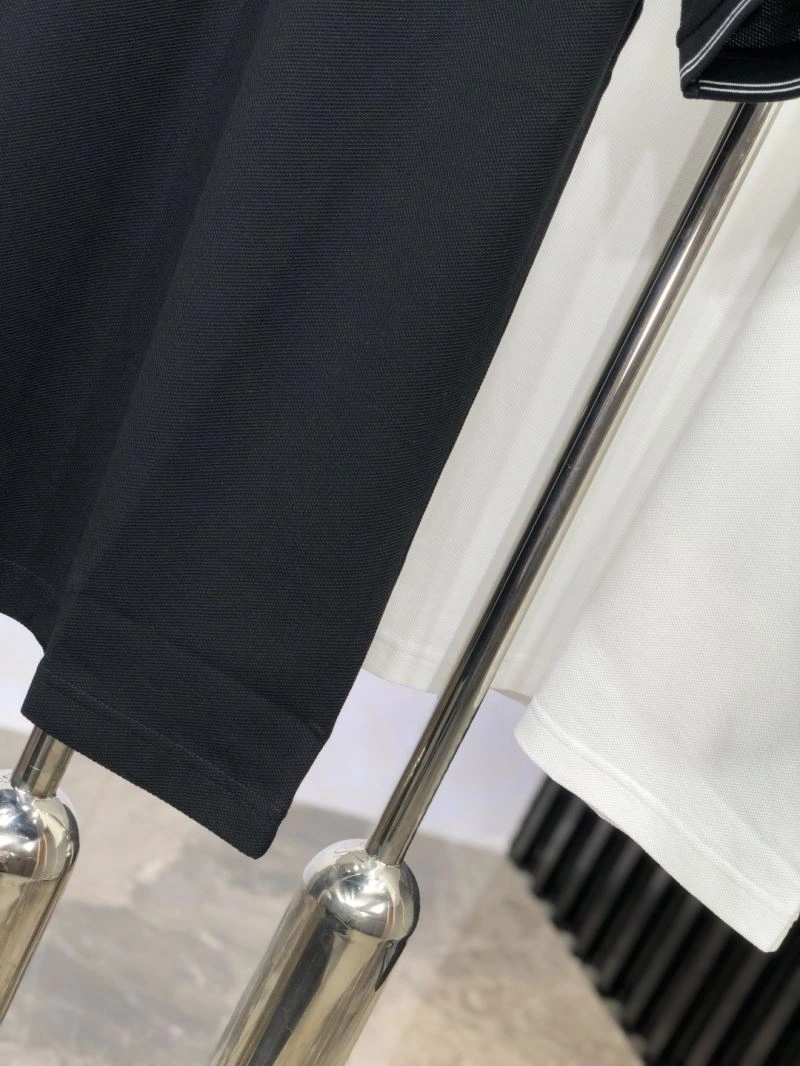 Prada T-Shirts Snug 169134