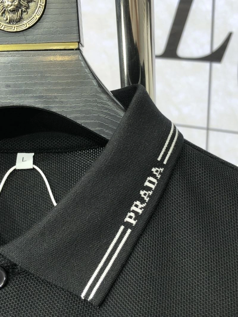 Prada T-Shirts Snug 169134