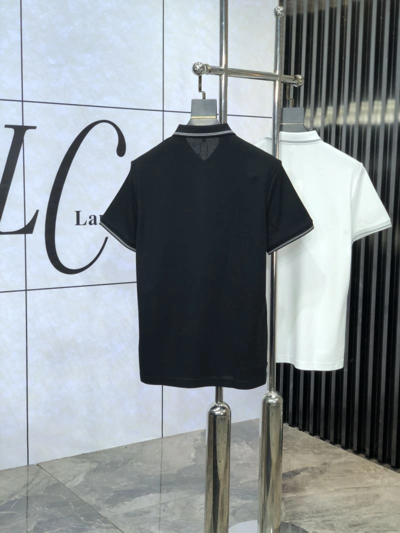 Prada T-Shirts Snug 169134