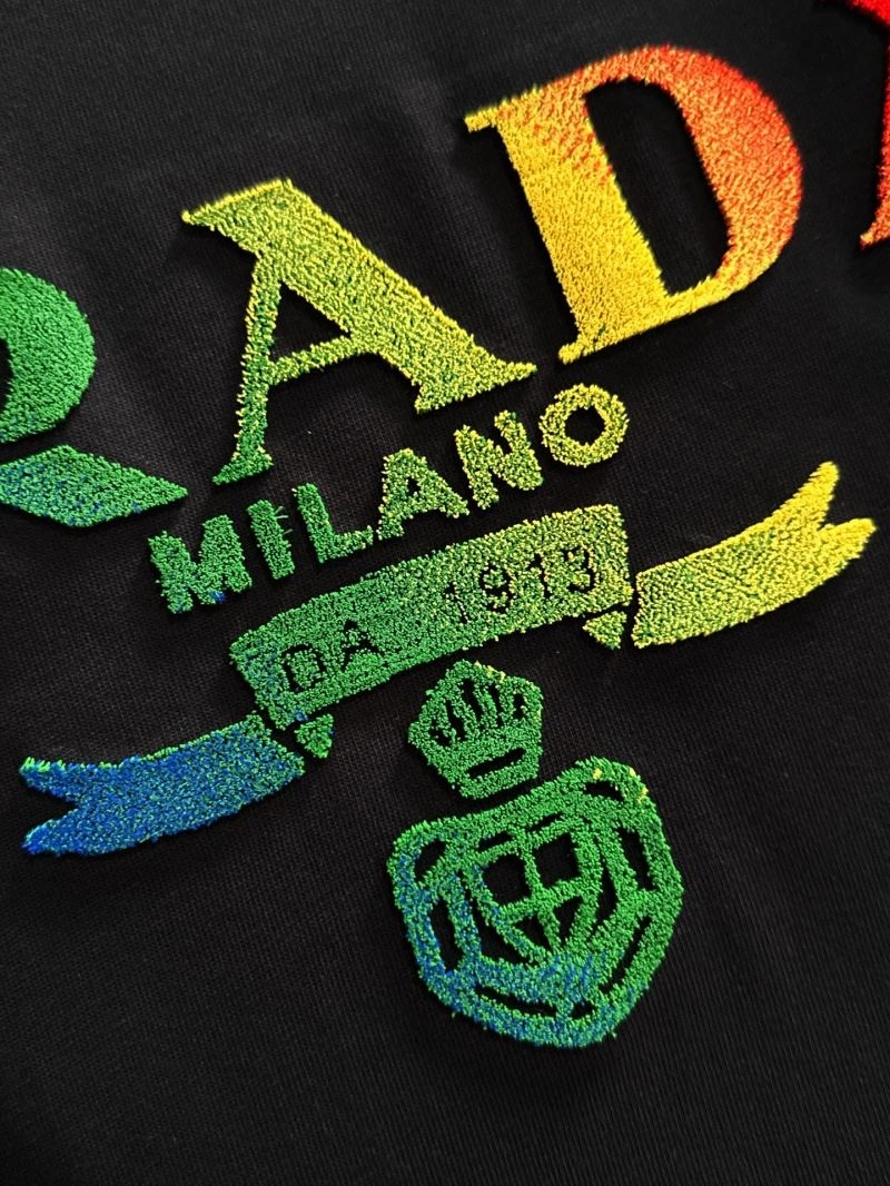 Supportive Prada T-Shirts 169131