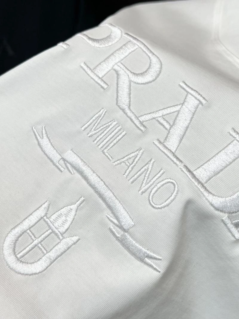 Prada T-Shirts Bold 169133