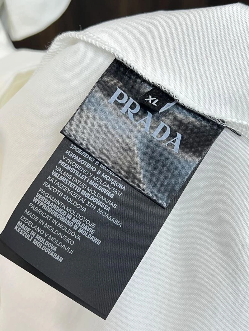 Prada T-Shirts Bold 169133