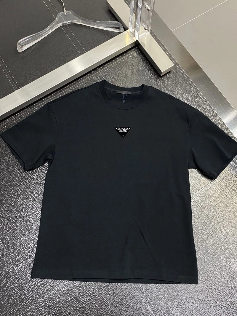 Fashionable Prada T-Shirts 169126