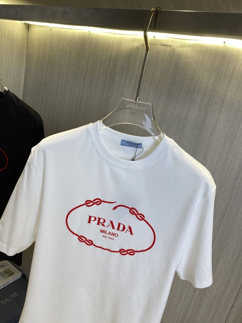 Prada T-Shirts UrbanStyle 169124