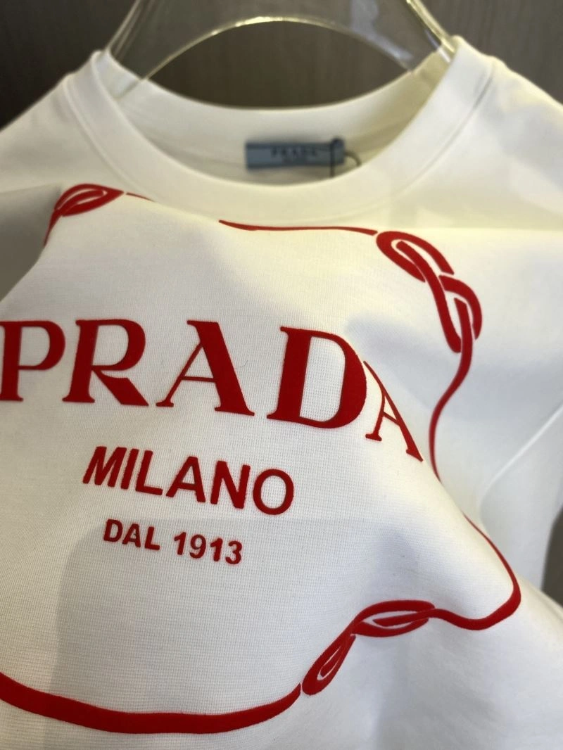 Prada T-Shirts UrbanStyle 169124