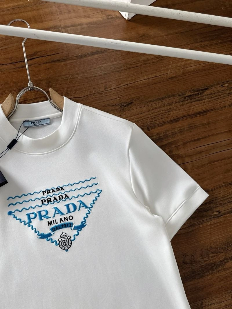 Prada T-Shirts Soft 169192