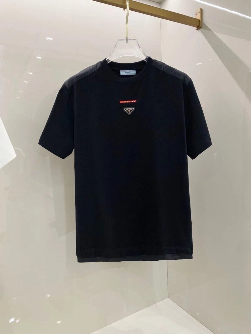 Trendy Prada T-Shirts 169115