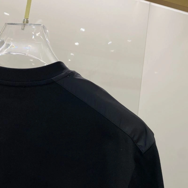 Trendy Prada T-Shirts 169115