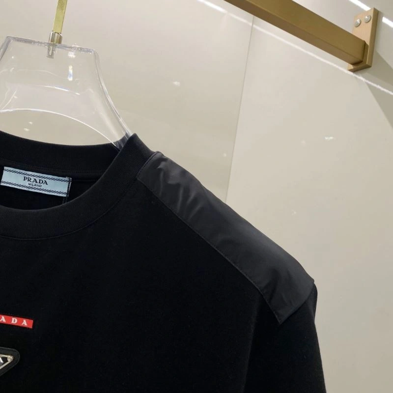 Trendy Prada T-Shirts 169115
