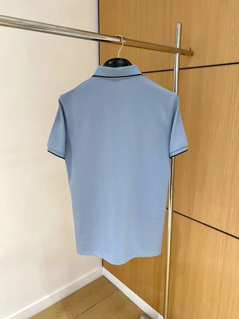 Prada T-Shirts Sleek 169106