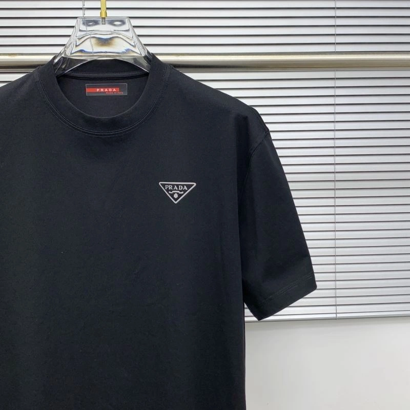 Prada T-Shirts Classic 169146